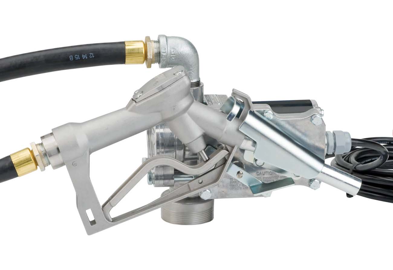 EZ-8 12V Lightweight Pump, Hose, Manual Nozzle & Cord 8 GPM - Image 2